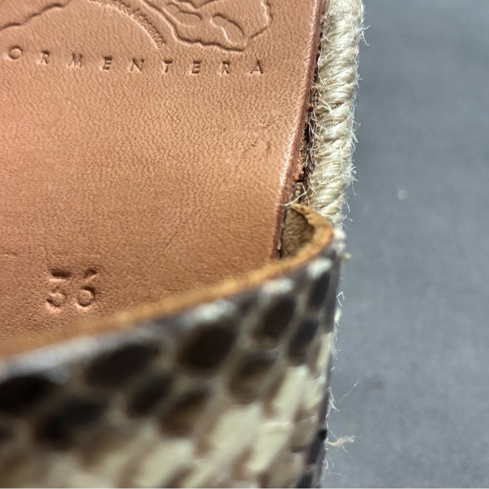 Stylish Snake Print Espadrilles